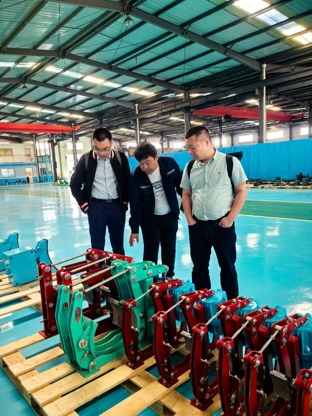 中广核领导莅临瑞创智控考察,共探核电制动装备合作新路径